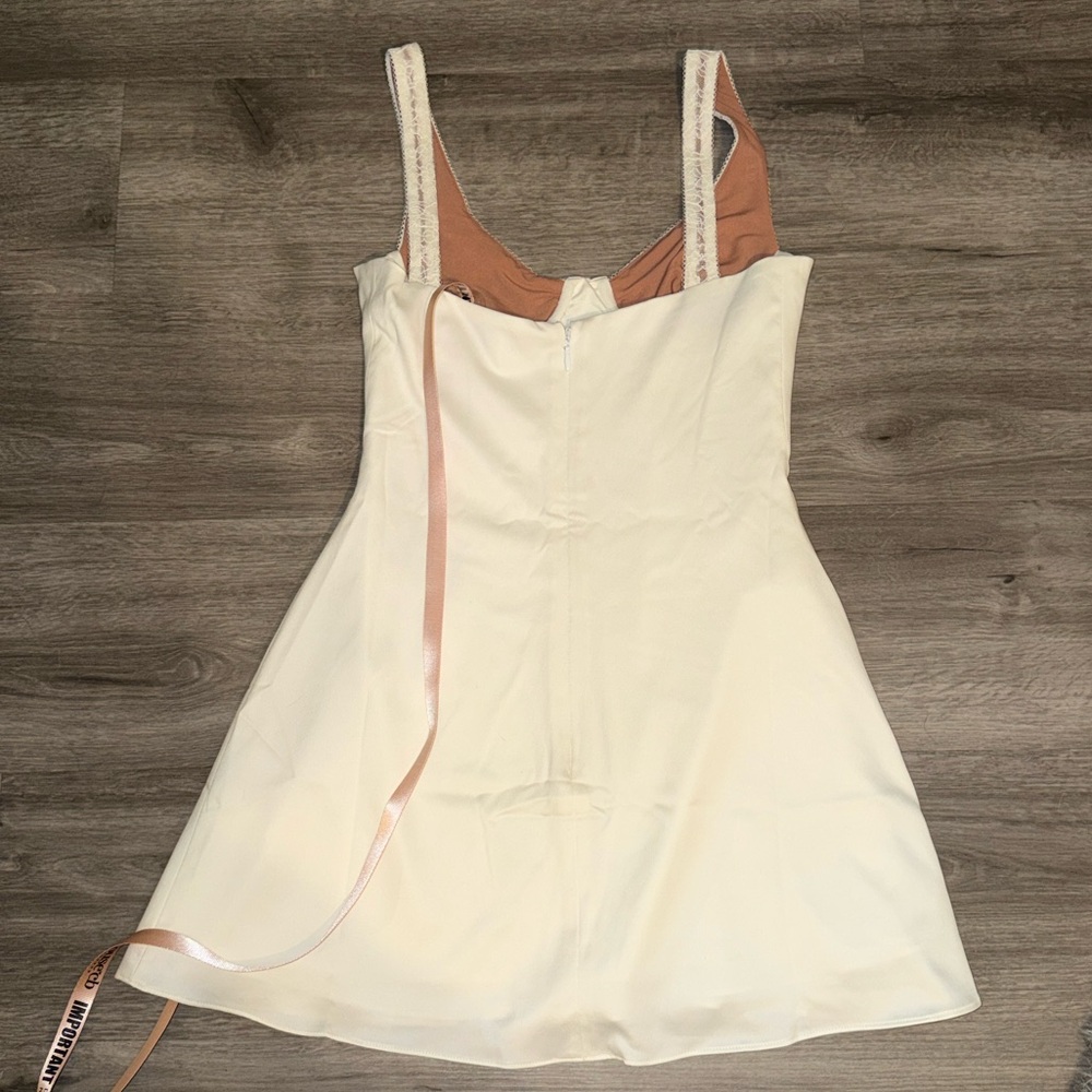 House of CB Cassandra Ivory satin and Lace mini dress - Picture 13 of 16